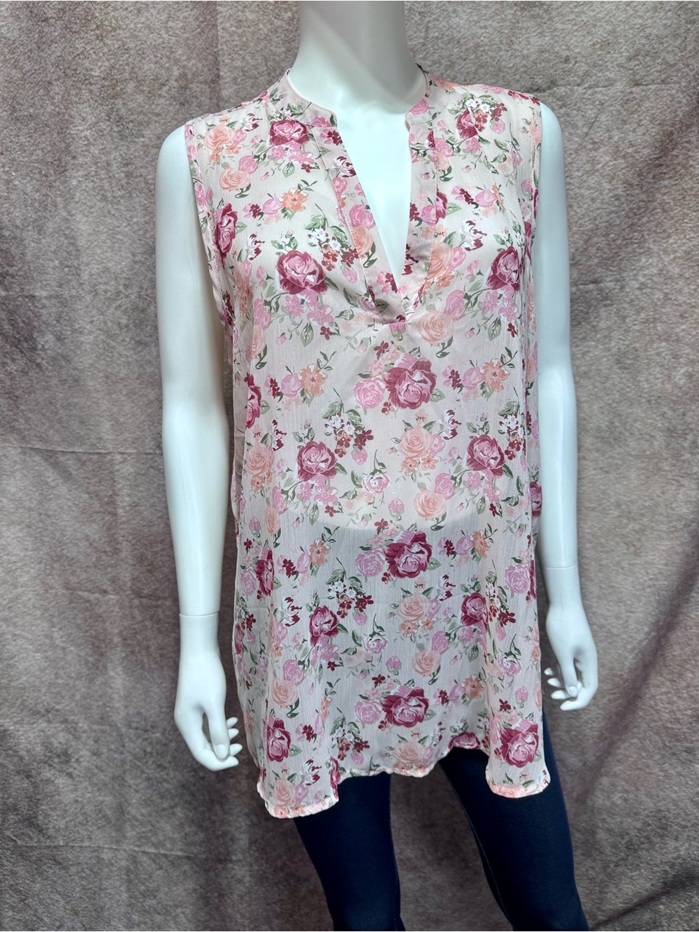 NWOT Sheer Sleeveless Pink Floral V-Neck Tunic Top